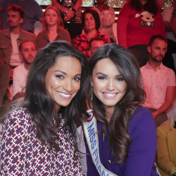 Exclusif - Cindy Fabre (Miss France 2005 et nouvelle directrice de Miss France), Diane Leyre (Miss France 2022) - Sur le plateau de l'émission TPMP (Touche Pas à Mon Poste) présentée en direct par C.Hanouna et diffusée sur C8 - Paris le 19/09/2022 - © Jack Tribeca / Bestimage 
