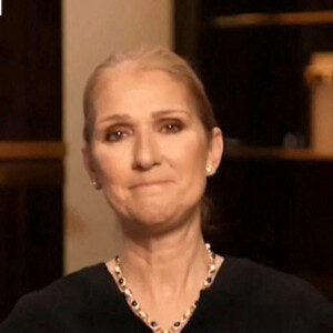 Céline Dion annonce une nouvelle fois le report de sa tournée européenne. Le 8 décembre 2022. © Capture Instagram via Bestimage