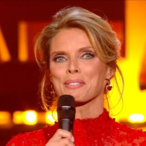 Sylvie Tellier très émue, elle fait ses adieux à Miss France lors du concours Miss France 2023, le 17 décembre 2022, en direct sur TF1