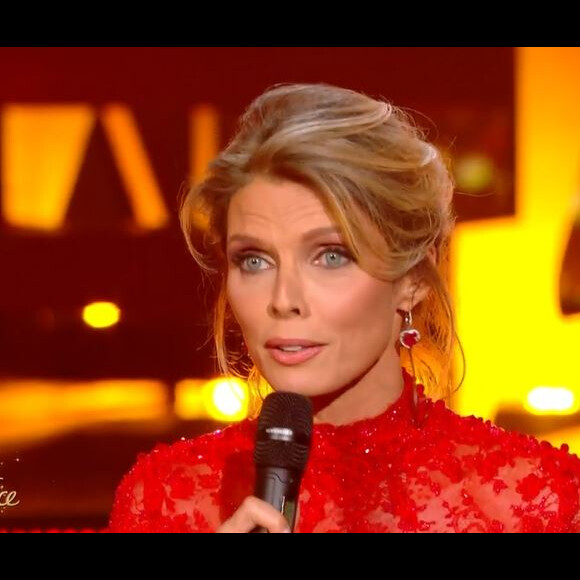 Sylvie Tellier très émue, elle fait ses adieux à Miss France lors du concours Miss France 2023, le 17 décembre 2022, en direct sur TF1