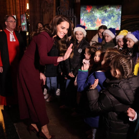 Catherine Kate Middleton, princesse de Galles - La famille royale à la sortie de la messe "Together at Christmas" à l'Abbaye de Westminster le 15 décembre 2022. © Photoshot / Panoramic / Bestimage 