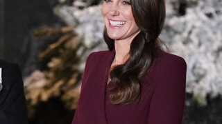 Kate Middleton : Rayonnante et solaire, la princesse choisit des boucles d'oreilles à seulement 16 euros !
