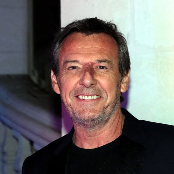 Exclusif - Jean-Luc Reichmann - Backstage de l'enregistrement de l'émission "La chanson challenge" au Château de Chambord, qui sera diffusée le 26 juin sur TF1 Après le succès de la première édition, " LA CHANSON CHALLENGE " revient sur TF1 pour une soirée inédite et exceptionnelle, produite par DMLS TV, le samedi 26 juin à 21h05. " LA CHANSON CHALLENGE " est une émission au cours de laquelle de nombreux artistes vont se lancer un challenge : chanter une chanson très éloignée de leur univers habituel. © Gaffiot-Moreau / Bestimage