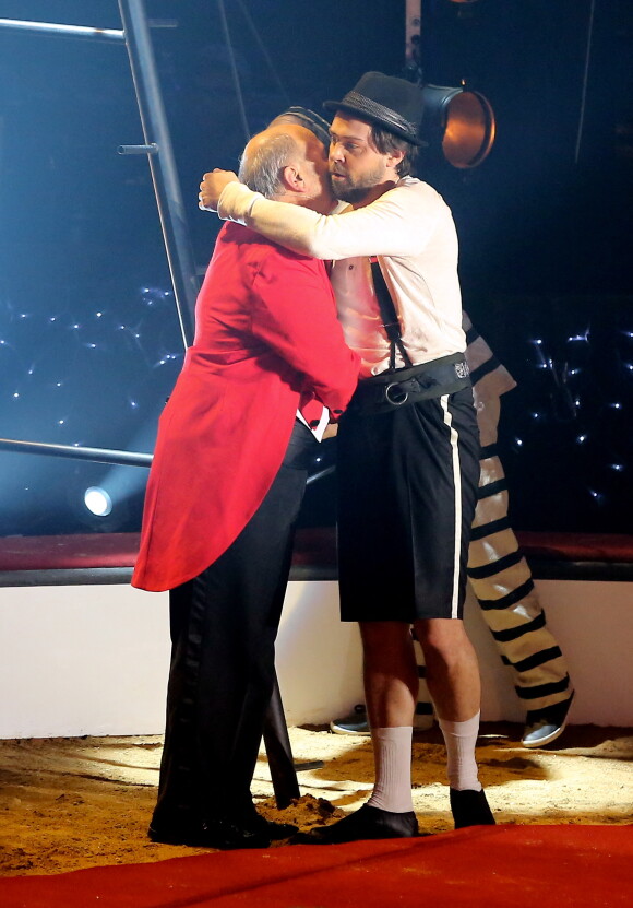 Gerard et Arthur Jugnot - Exclusif - Gala de l'Union Des Artistes sous la presidence de Catherine Deneuve et Michel Blanc au Cirque Alexis Gruss a Paris le 12 Novembre 2012