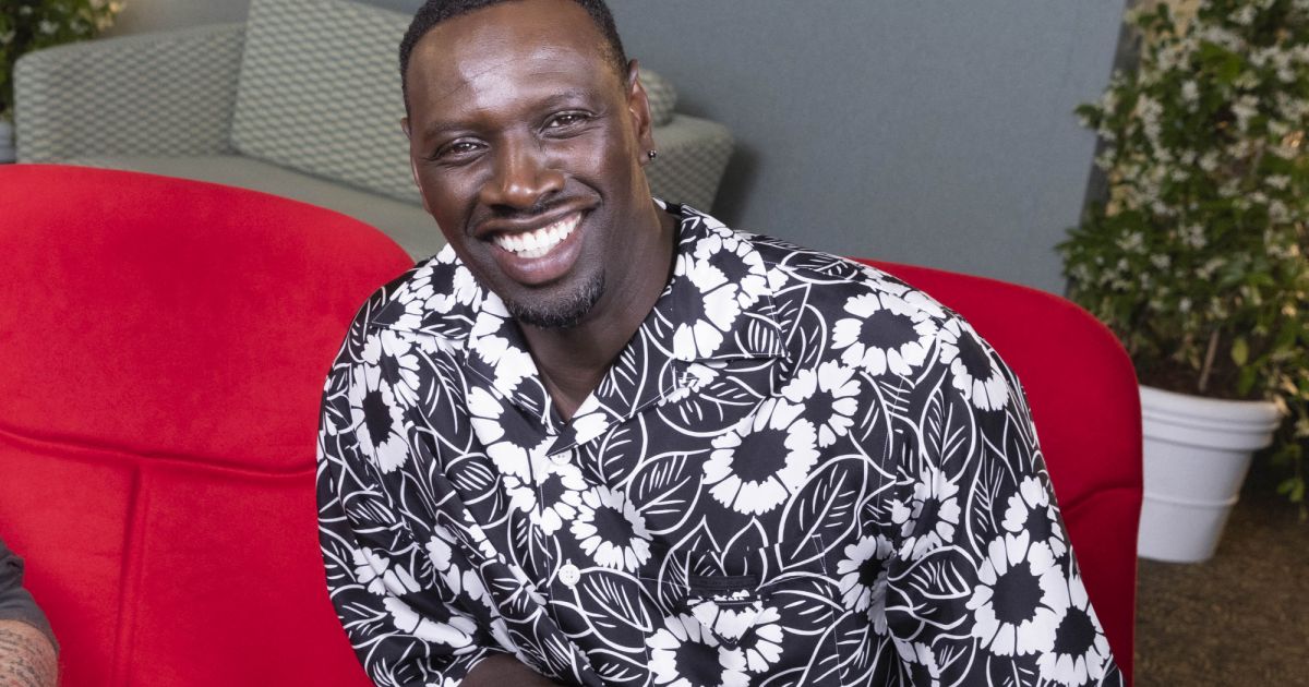 Omar Sy vertelt over zijn “enigszins radicale” vertrek naar Los Angeles en waarom hij nooit meer terugkwam