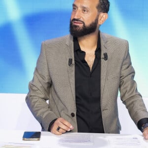 Exclusif - Cyril Hanouna sur le plateau de l'émission Touche pas à mon poste (TPMP) diffusée en direct sur C8 le 30 août 2022 et présentée par C.Hanouna. © Jack Tribeca / Bestimage