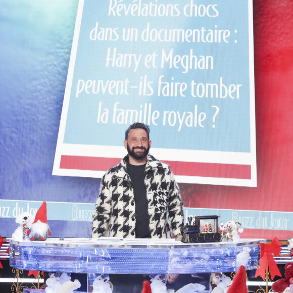 Exclusif - Cyril Hanouna - Sur le plateau de l'émission TPMP (Touche Pas à Mon Poste) présentée en direct par C.Hanouna et diffusée sur C8 - Paris le 06/12/2022 - © Jack Tribeca / Bestimage 