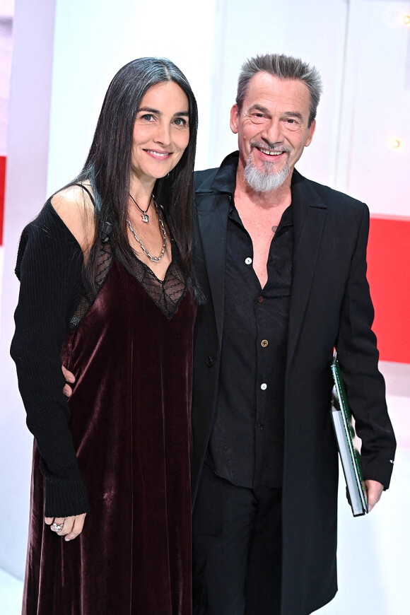 Exclusif - Florent Pagny et son épouse Azucena - Enregistrement de l'émisssion Vivement dimanche au studio Gabriel, presentée par Michel Drucker . Diffusion sur France 2 le 21 Novembre 2021 . © Guillaume Gaffiot / Bestimage