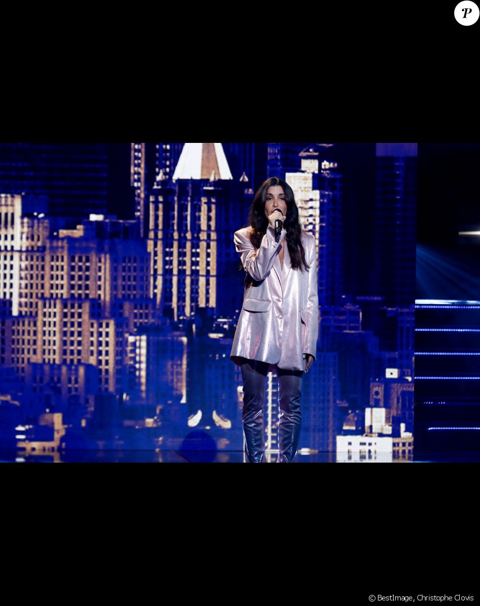 Exclusif - Jenifer Bartoli chante "Le monde est stone (Starmania)" - Enregistrement de l'émission "Les 20 chansons préférées 2022", diffusée le 5 janvier 2023 sur M6 © Christophe Clovis / Bestimage