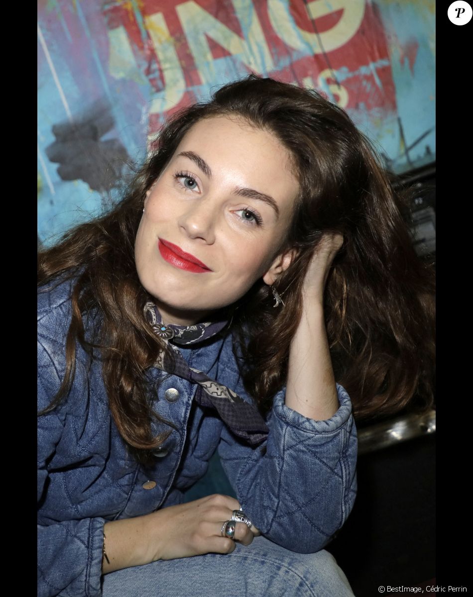 Exclusif - La chanteuse Adé - Backstage - Enregistrement de l'émission "Les 20 chansons préférées 2022", diffusée le 5 janvier 2023 sur M6 © Cédric Perrin / Bestimage