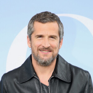 Guillaume Canet au photocall du défilé de mode Homme printemps-été 2023 Dior à l'école du Val de Grâce à Paris, France, le 24 juin 2022. © Bertrand Rindoff/Bestimage