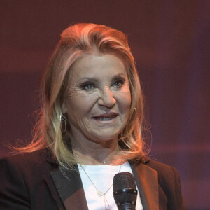 Exclusif - Sheila et Michel Drucker - Soirée du 20ème anniversaire de la chaîne Mélody TV à l'Olympia de Paris le 8 juin 2022. © Coadic Guirec - Giancarlo Gorassini/Bestimage