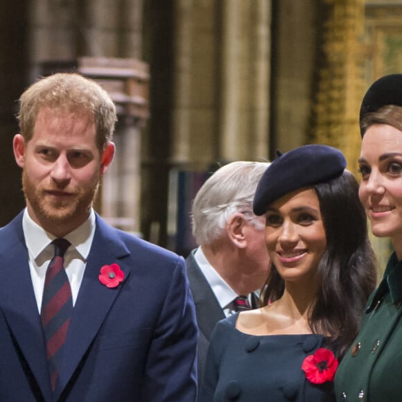 Le prince William, duc de Cambridge, le prince Harry, duc de Sussex et Meghan Markle (enceinte), duchesse de Sussex, Kate Catherine Middleton, duchesse de Cambridge - La famille royale d'Angleterre lors du service commémoratif en l'abbaye de Westminster pour le centenaire de la fin de la Première Guerre Mondiale à Londres. Le 11 novembre 2018.