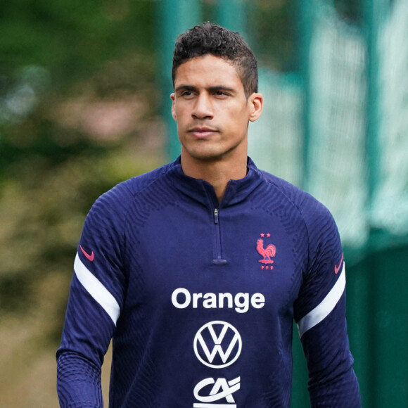 Raphael Varane - Entrainement de l'Equipe de France A au Centre National du Football, à Clairefontaine-en-Yvelines, le 29 mai 2022.