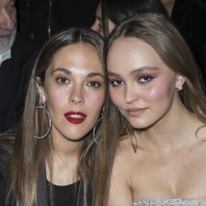 Alysson Paradis et Lily-Rose Depp - Photocall du défilé de la collection Croisière Chanel 2018/2019 au Grand Palais à Paris, France, le 3 mai 2018. © Olivier Borde/Bestimage 