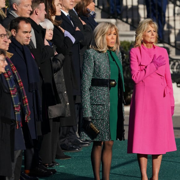 Cérémonie d'accueil du président de la République française Emmanuel Macron et de la première Dame Brigitte Macron à la Maison Blanche à Washington le 1er décembre 2022. 
