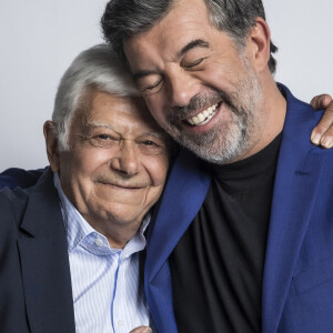 Exclusif - Stéphane Plaza et son père Raymond - Backstage - Enregistrement de l'émission "La Chanson secrète 10" diffusée sur TF1 le 22 janvier 2022 © Jacovides-Moreau / Bestimage