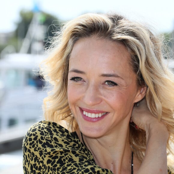 Hélène De Fougerolles pour la série télévisée "Balthazar" au photocall du troisième jour du festival international du film de La Rochelle, France. © Patrick Bernard/Bestimage