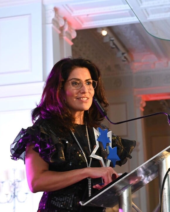 Jaleh Bradea, présentatrice d'"Envie d'agir", sur C8