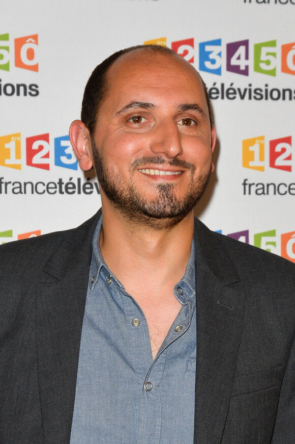 Karim Rissouli lors du photocall de la présentation de la nouvelle dynamique 2017-2018 de France Télévisions. Paris, le 5 juillet 2017. © Guirec Coadic/Bestimage 