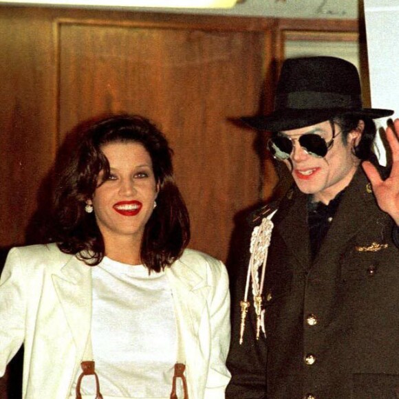 Lisa Marie Presley et son mari Michael Jackson en voyage à Budapest en Hongrie, le 8 aout 1994.