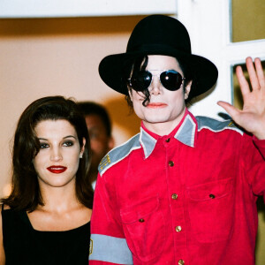 Lisa Marie Presley et son mari Michael Jackson en voyage à Budapest en Hongrie, le 8 aout 1994.