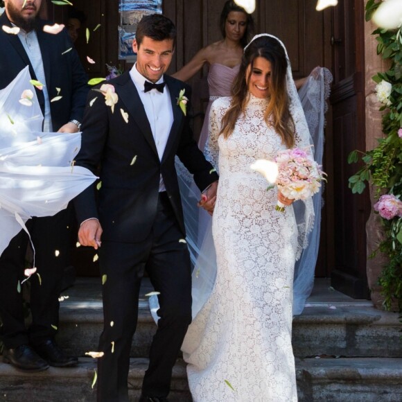 Exclusif - Arrivées et sorties du mariage religieux de Karine Ferri et Yoann Gourcuff à l'église de La Motte, France, le 8 juin 2019. 