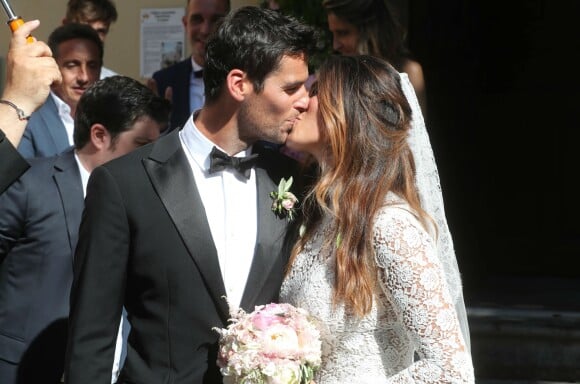 Exclusif - Arrivées et sorties du mariage religieux de Karine Ferri et Yoann Gourcuff à l'église de La Motte, France, le 8 juin 2019. 