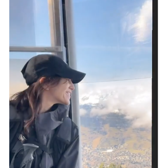 La famille Gainsbourg au ski pour la nouvelle année 2023.