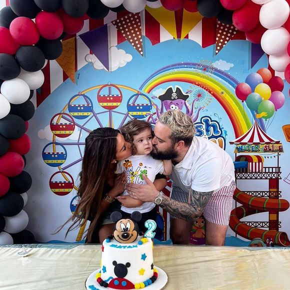 Nikola Lozina et Laura Lempika avec leur fils Zlatan
