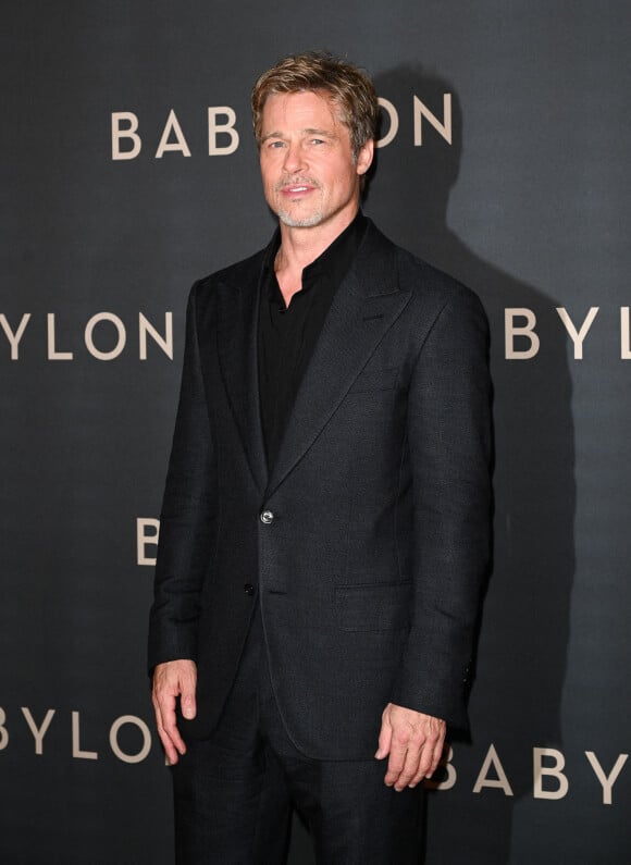 Brad Pitt à la première du film "Babylon" au cinéma Le Grand Rex à Paris, France, le 14 janvier 2023. © Coadic Guirec/Bestimage