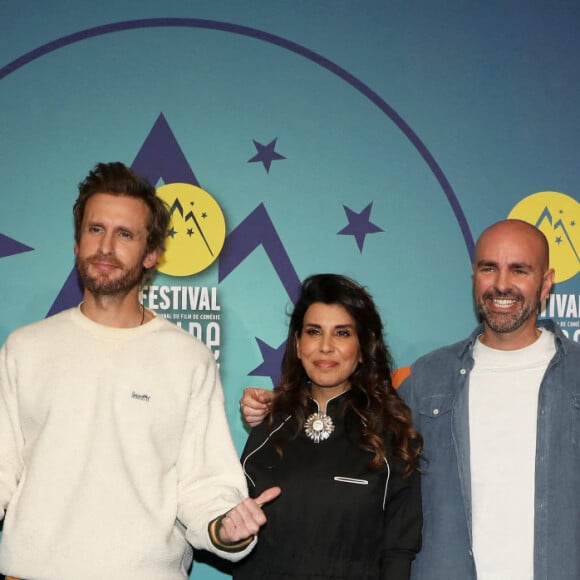 Elodie Fontan, Philippe Lacheau, Reem Kherici, Julien Arruti et Tarek Boudali - Cérémonie d'ouverture du 26e Festival international du film de comédie de l'Alpe d'Huez, le 16 janvier 2023. © Dominique Jacovides / Bestimage