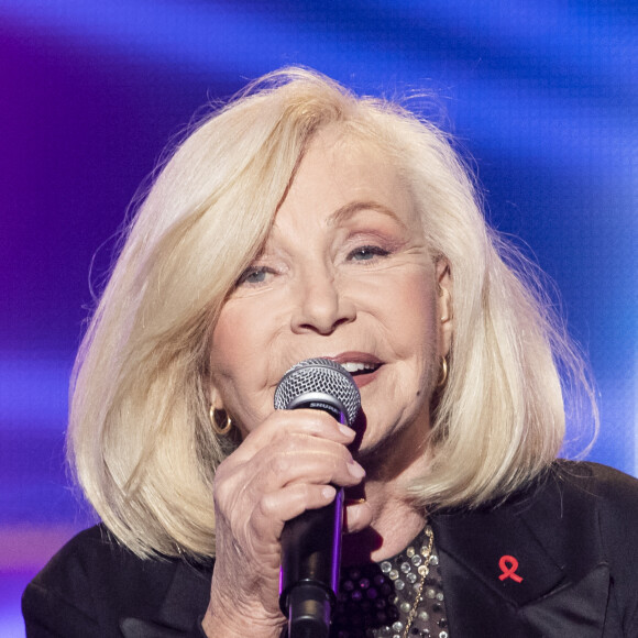 Exclusif - Michèle Torr - Enregistrement de l'émission "Les stars chantent pour le Sidaction - 40 ans de chansons de Céline Dion" au Palais des Sports à Paris. Le 16 mars 2022 © Cyril Moreau-Coadic Guirec / Bestimage