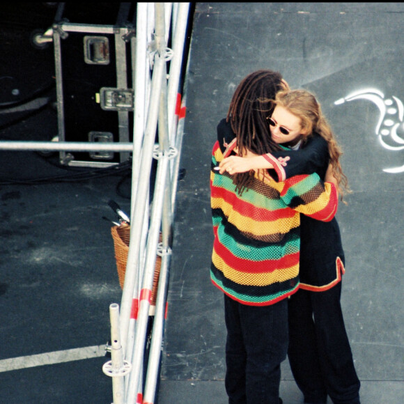 Archives - Lenny Kravitz et Vanessa Paradis à La Rochelle en 1993.