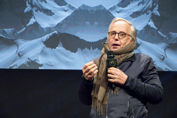Fabrice Luchini sur la scène du 26e festival international du film de comédie de l'Alpe d'Huez le 19 janvier 2023. © Sandrine Thesillat / Panoramic / Bestimage