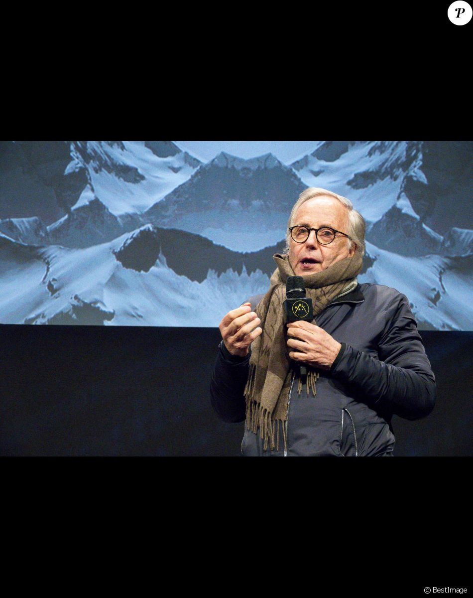 Fabrice Luchini sur la scène du 26e festival international du film de comédie de l'Alpe d'Huez le 19 janvier 2023. © Sandrine Thesillat / Panoramic / Bestimage