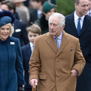 Le roi Charles III d'Angleterre et Camilla Parker Bowles, reine consort d'Angleterre - La famille royale d'Angleterre assiste au service religieux de Noël à l'église St Mary Magdalene à Sandringham, Norfolk, Royaume Uni, le 25 décembre 2022. 