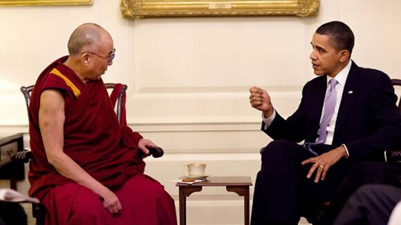 Barack Obama reçoit le dalaï-lama et provoque la colère de la Chine !