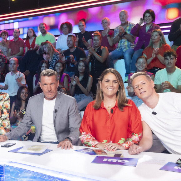 Exclusif - Delphine Wespiser, Bernard Montiel, Kelly Vedovelli, Benjamin Castaldi, Valérie Benaim, Matthieu Delormeau - Enregistrement de la dernière émission TPMP (Touche Pas à Mon Poste), présentée par C.Hanouna et diffusée en direct sur C8 le 23 juin 2022 © Jack Tribeca / Bestimage 