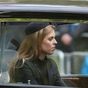 La princesse Eugenie d'York et la princesse Beatrice d'York - Sorties du service funéraire à l'Abbaye de Westminster pour les funérailles d'Etat de la reine Elizabeth II d'Angleterre, à Londres, Royaume Uni, le 19 septembnre 2022. 