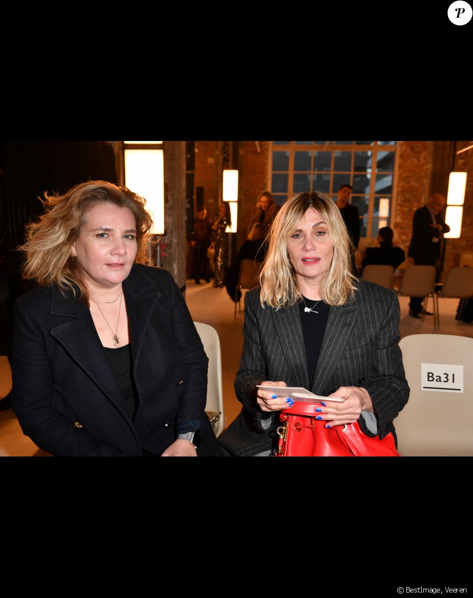 Marie-Amélie Seigner et Emmanuelle Seigner - Front Row au défilé de mode Haute-Couture Alexandre Vauthier au 50 boulevard Lefebvre lors de la Fashion Week Printemps-été 2023 de Paris, France, le 24 janvier 2023. © Veeren/Bestimage