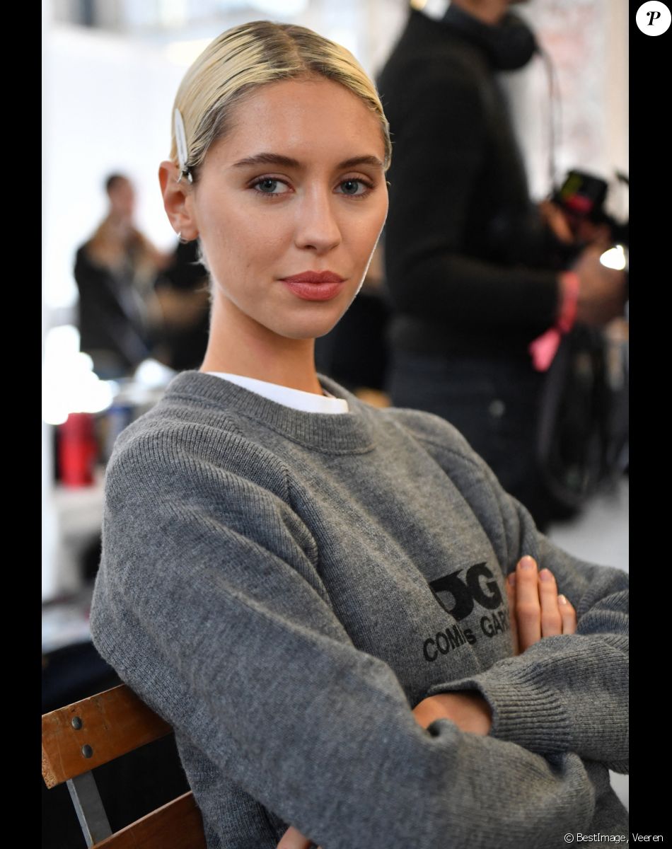 Iris Law - Backstage du défilé de mode Haute-Couture Alexandre Vauthier au 50 boulevard Lefebvre lors de la Fashion Week Printemps-été 2023 de Paris, France, le 24 janvier 2023. © Veeren/Bestimage
