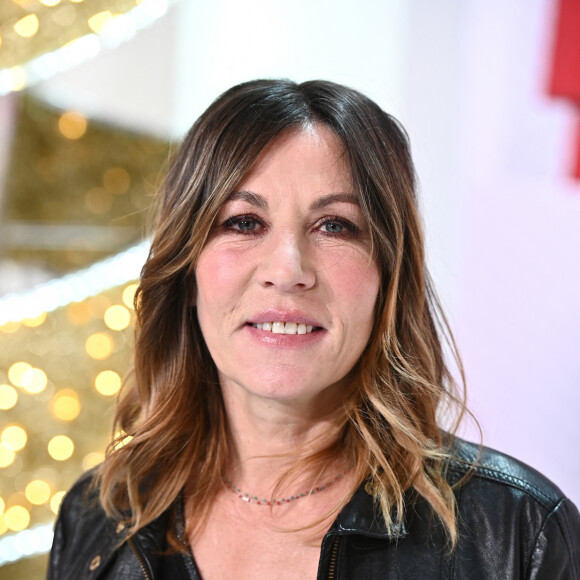 Exclusif - Mathilde Seigner - Enregistrement de l'émission "Vivement dimanche" au studio Gabriel, présentée par M.Drucker, diffusée sur France 3 le 25 décembre 2022. © Guillaume Gaffiot / Bestimage 