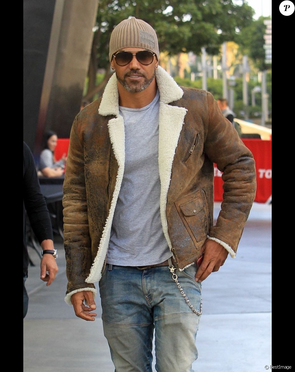 Shemar Moore arrive au Staples Center pour assister au match des Clippers de Los Angeles VS Warriors de Golden State à Los Angeles, le 26 avril 2019.