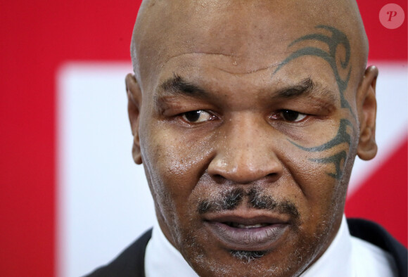 Info - Mike Tyson visé par une nouvelle plainte pour viol - Info - Mike Tyson remonte sur le ring à 54 ans pour un combat exhibition - Mike Tyson lors du Synergy Global Forum à Moscou. Le 28 novembre 2017