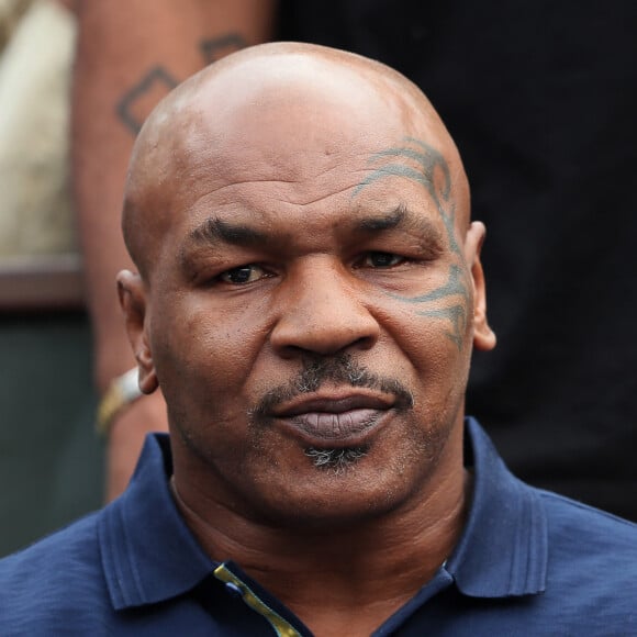 Mike Tyson dans les tribunes des internationaux de tennis de Roland Garros à Paris, France. © Dominique Jacovides - Cyril Moreau/Bestimage