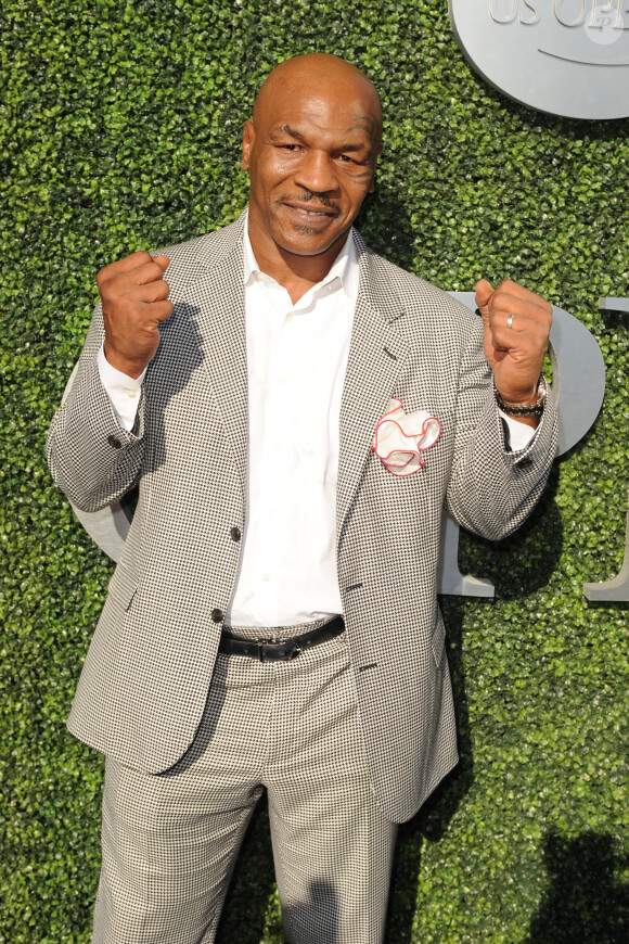Info - Mike Tyson visé par une nouvelle plainte pour viol - Info - Mike Tyson remonte sur le ring à 54 ans pour un combat exhibition - Mike Tyson - People à l'ouverture de l'US Open à New York le 29 août 2016.
