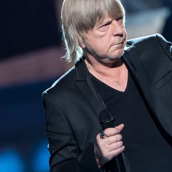 Exclusif - Le chanteur Renaud (Renaud Séchan) - Tournage de l'émission "Merci Renaud" dans les studios de la Plaine Saint-Denis le 15 novembre 2016, qui sera diffusée le samedi 17 décembre 2016 en prime time sur France 2. © Cyril Moreau / Bestimage