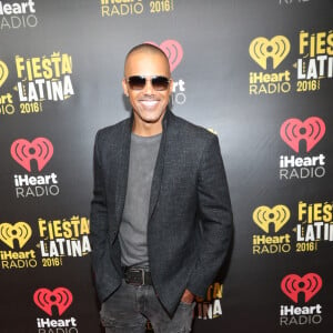 Shemar Moore - Les célébrités arrivent au iHeartRadio Fiesta Latina à l'American Airlines Arena de Miami le 5 novembre 2016