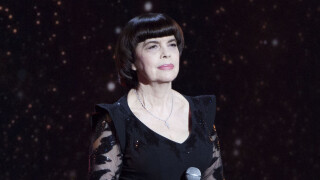 " Elle vit dans une bulle" : L'état de santé de Mireille Mathieu inquiète son entourage